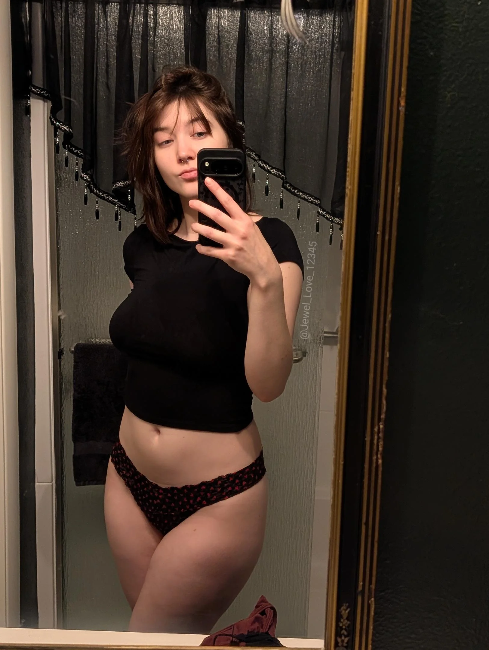 Natural College Slut: See My Bare Face & Bare Everything Else - Fuck Me Raw! picture 1 of 1