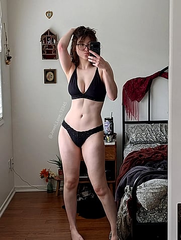 Fuck yeah! I need your tongue all over my dripping wet pussy!'