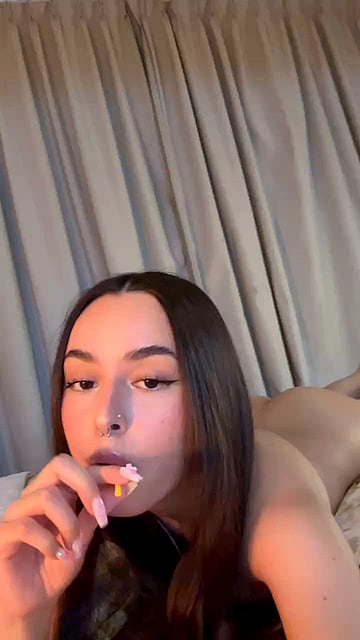 Horny College Chick Lillyy Gets Fingered & Fucked Hard - Amateur Teen Porn'