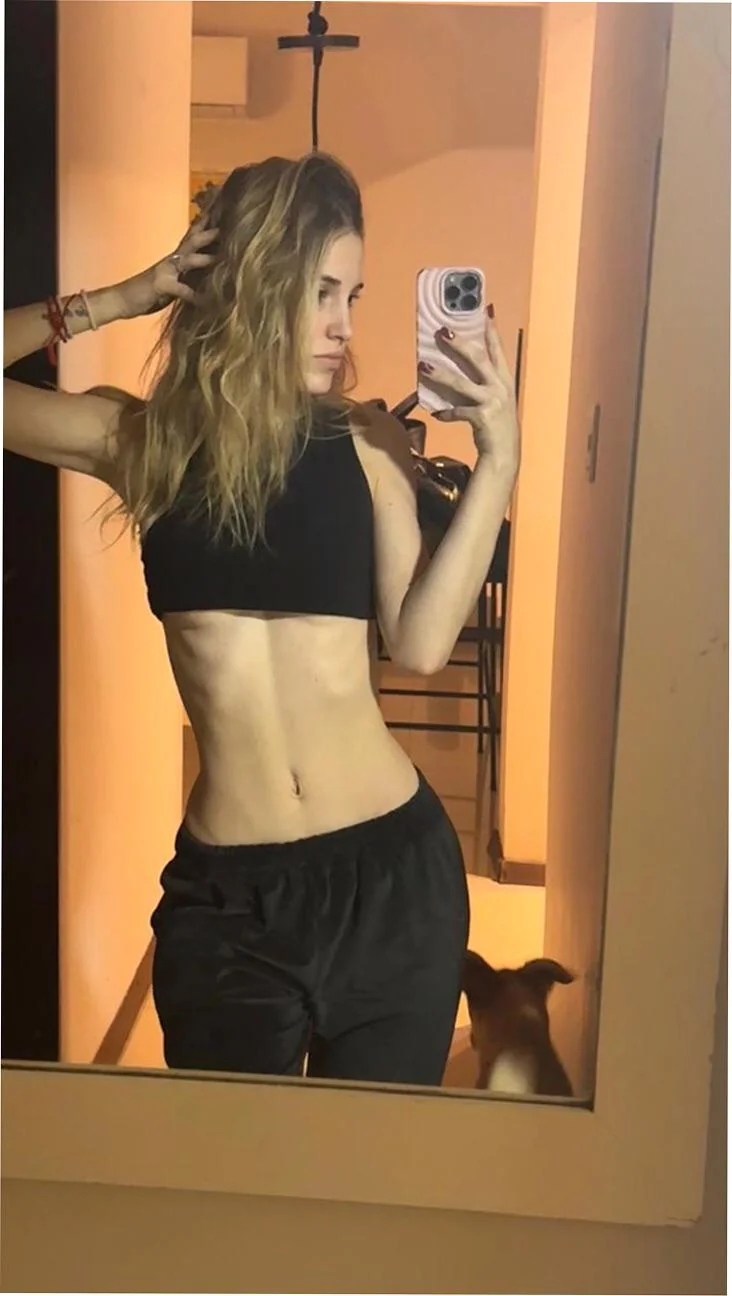 Fresh 18F Babe Kayla Gets Her Pussy Out For The First Time - Still Feels So Wild Sharing My Wet College Pussy Online! picture 1 of 1