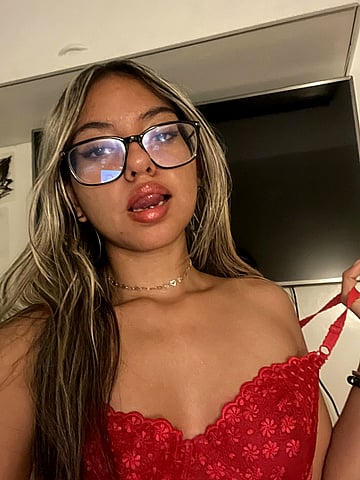 Fuck yeah, I'm your university girl - spreading wide for your cock!'