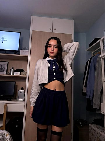 Wanna Be My University Fuck Buddy? Check Out My Filthy Pics and Tell Me I’m Your Top Slut!'
