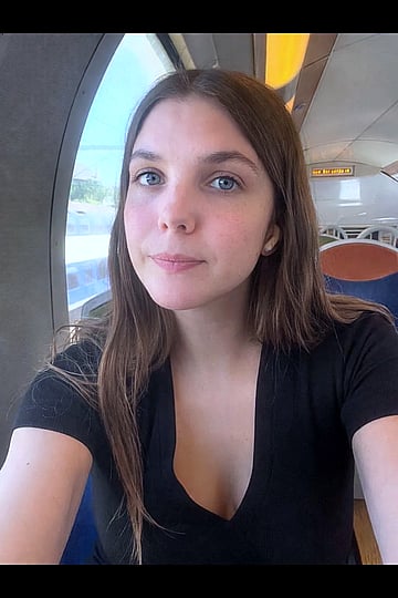 Naughty College Babe Clementine Asks: 'Do You Want to See Me Fucking Naked?' - Explicit Amateur University Porn Pic'
