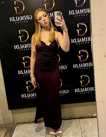Average Body? My Thicc Pussy Says Fuck That - Watch Me Get Filthy on the Uni Bench'