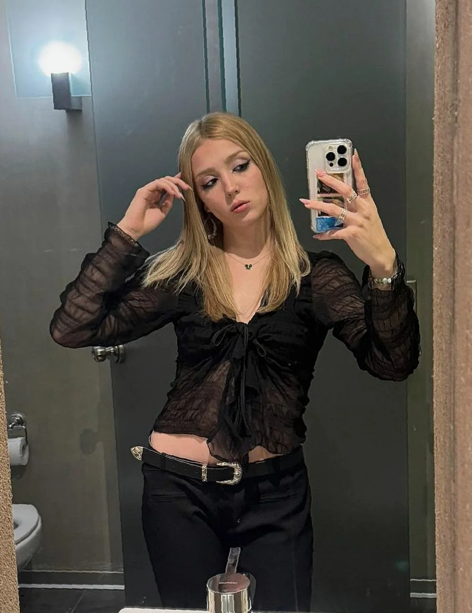 Just a perfect fit for university - this tight pussy needs some action! picture 1 of 1