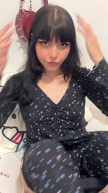 Naughty Student Heather 🖤 Teases in Lingerie & Begs for Cum'