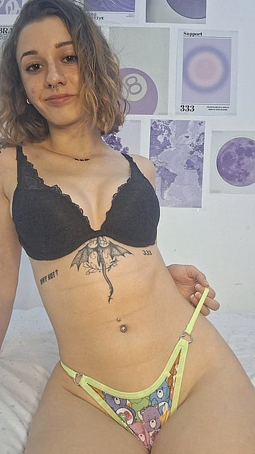 Fill me to the very last drop - Bbbellaxx's Dripping Wet College Adventure'