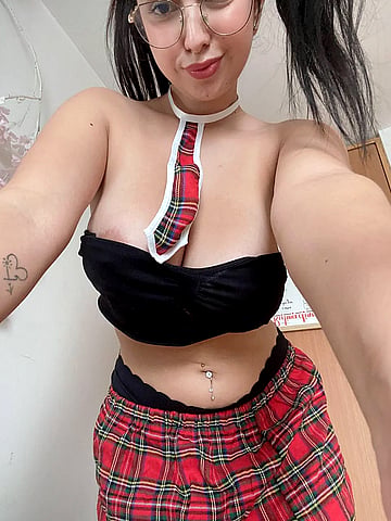 What Could YOU Learn From This Fucking Naughty College Slut? Explicit NSFW Pic of Bri Getting Wet & Ready'