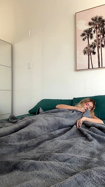 College Co-Ed's Solo Fiesta: My All-Day Pussy Play Session'