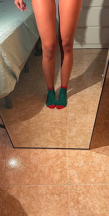 Finest and most breedable freshman college girl gets fucked hard in her dorm'
