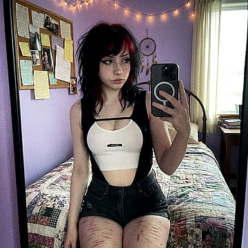 Fucking my way to campus fame - watch this horny co-ed's explicit amateur pic that's gonna make me the talk of the university'