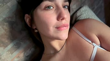 Freshman Alexis Unleashes Her Natural Curves - Wild NSFW Video'