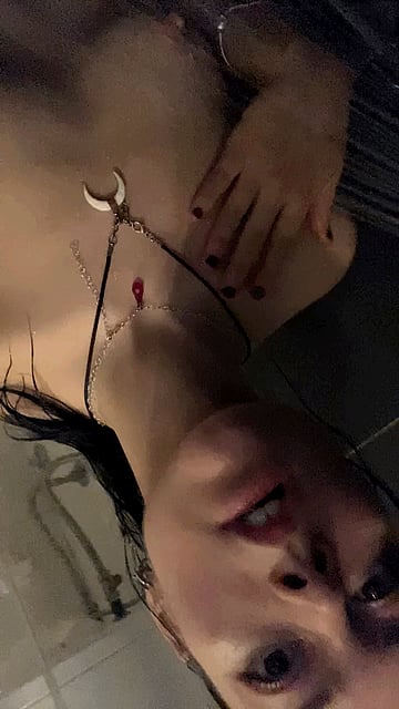 Freshman 19-Year-Old Ema Shows Off Her Perfect Tits & Fucking Skills in College Dorm'