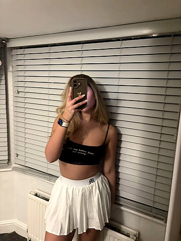 Fuck My Naughty Mouth: Begging My Professor To Spare Me From Detention With My Wet Skills'