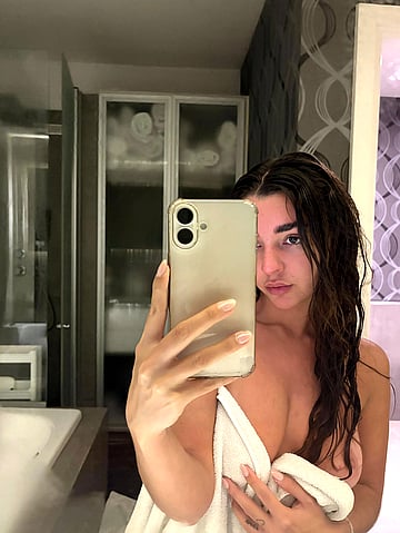 Mia's Steamy Shower Invite: Wanna Join Me, Stud?'