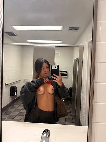 College Dorm Desires: Sneaky Campus Tease & Bra Flash Reveal'