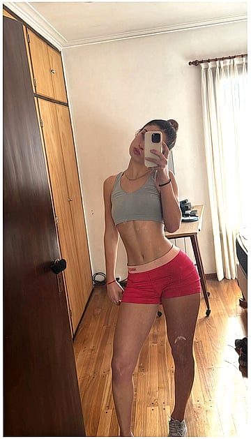 My Heart Thumpin' So Loud You Can See It: Shy 18F College Slut's Nervous Nudes'