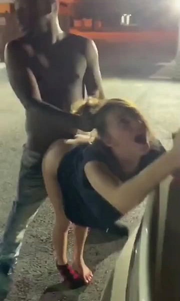 Filthy Campus Slut Gets Pounded by BBC in Public - Raw Amateur College Sex'