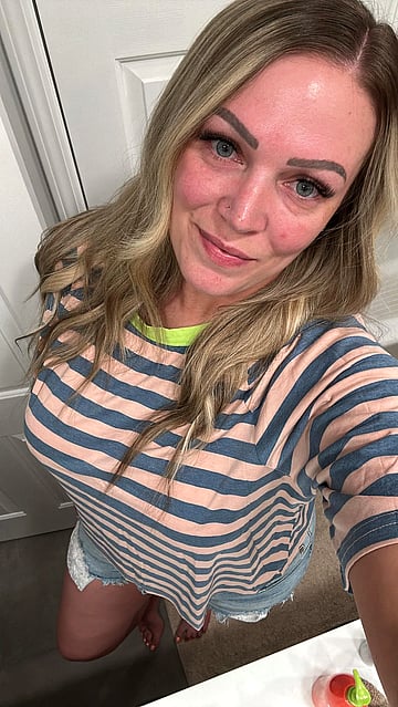 Haley's University Pussy: A Sultry College Slut's Solo Show for Your Cock'