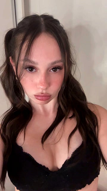 Zoey's Campus Cumdump: Fucking Pent-Up College Guys Raw All Over My Tits and OnlyFans Cunt'