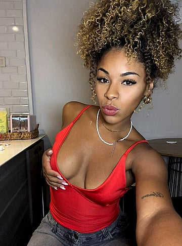 Fuck My Drunk College Slut Body - Paola's Wild Dorm Room Fantasy'