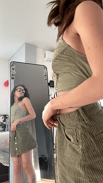 Naughty College Chick Goes Commando - Skirt Flashing & Public Teasing'
