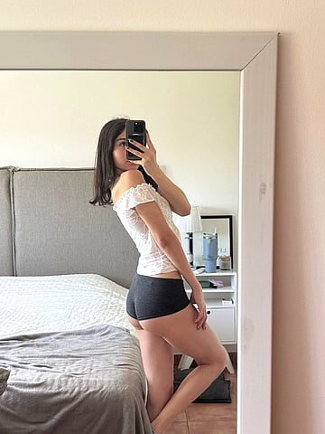 Freshman Fucktoy: Spreading My Tight Pussy Just For You - Watch Me Cum Hard!'
