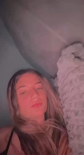 Sneaky Dorm Fuck: Your Hot Blonde Classmate Spreads Wide & Gets Tongue-Fucked After Lectures'