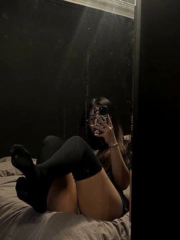 Freshman Filth: April's Realest Slut Showoff - College Sex Pic'