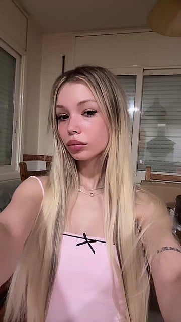 That Campus Slut Everybody Wants to Fuck - My Filthy College Debut'