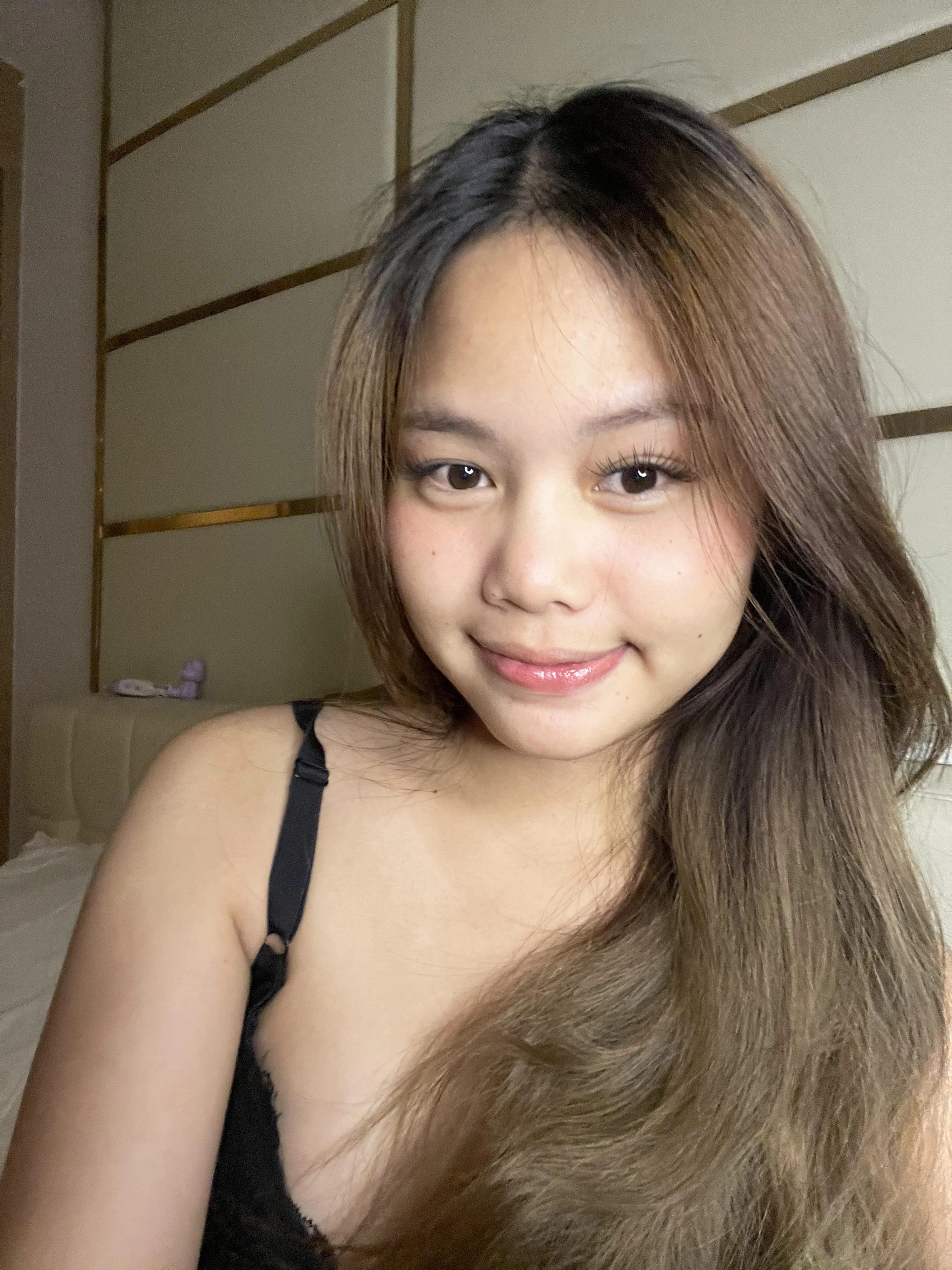 University temptress in tight tease: my curves are your curriculum picture 1 of 1
