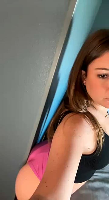 Classroom Slut: Use Me Rough Prof!'