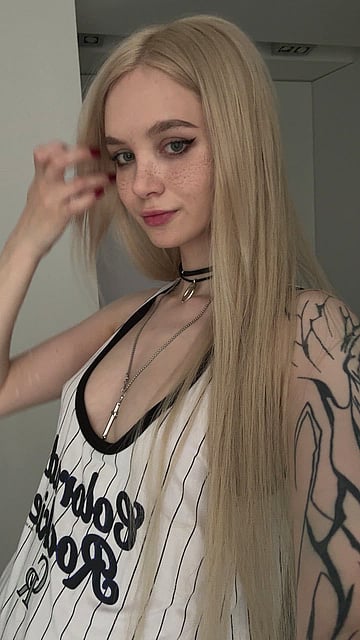 Tattooed, tiny and totally ready to fuck'