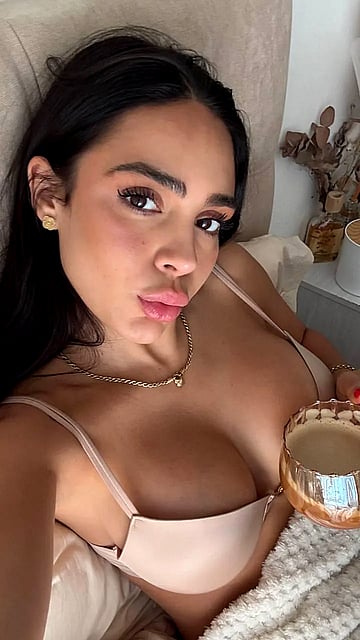 Sucking dick with my morning coffee before college'