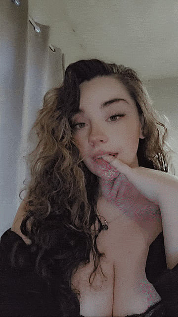 Beth's Big Tits & Round Ass Gettin' Fucked Hard - College Flirts'
