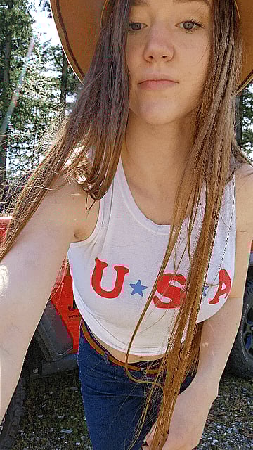 Jade's Explosive 4th of July Fuck Fest - University Girl Gets Wild 🇺🇸'