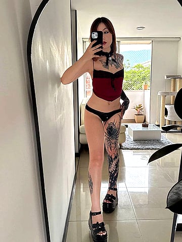 18yo Slut Zoe Craves Older Guys' Cock - UniversityGirls Wild Ride'