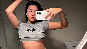 Olivia's After Class Tease: Nude & Naughty College Adventures'