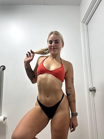 Hot Uni Babe Charlie Taylor Dares to Share Her Juicy Secrets - First 75 Get a Peek!'