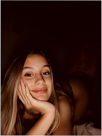 Shy 18F Blushes Hard When You Stare at My Juicy Curves'
