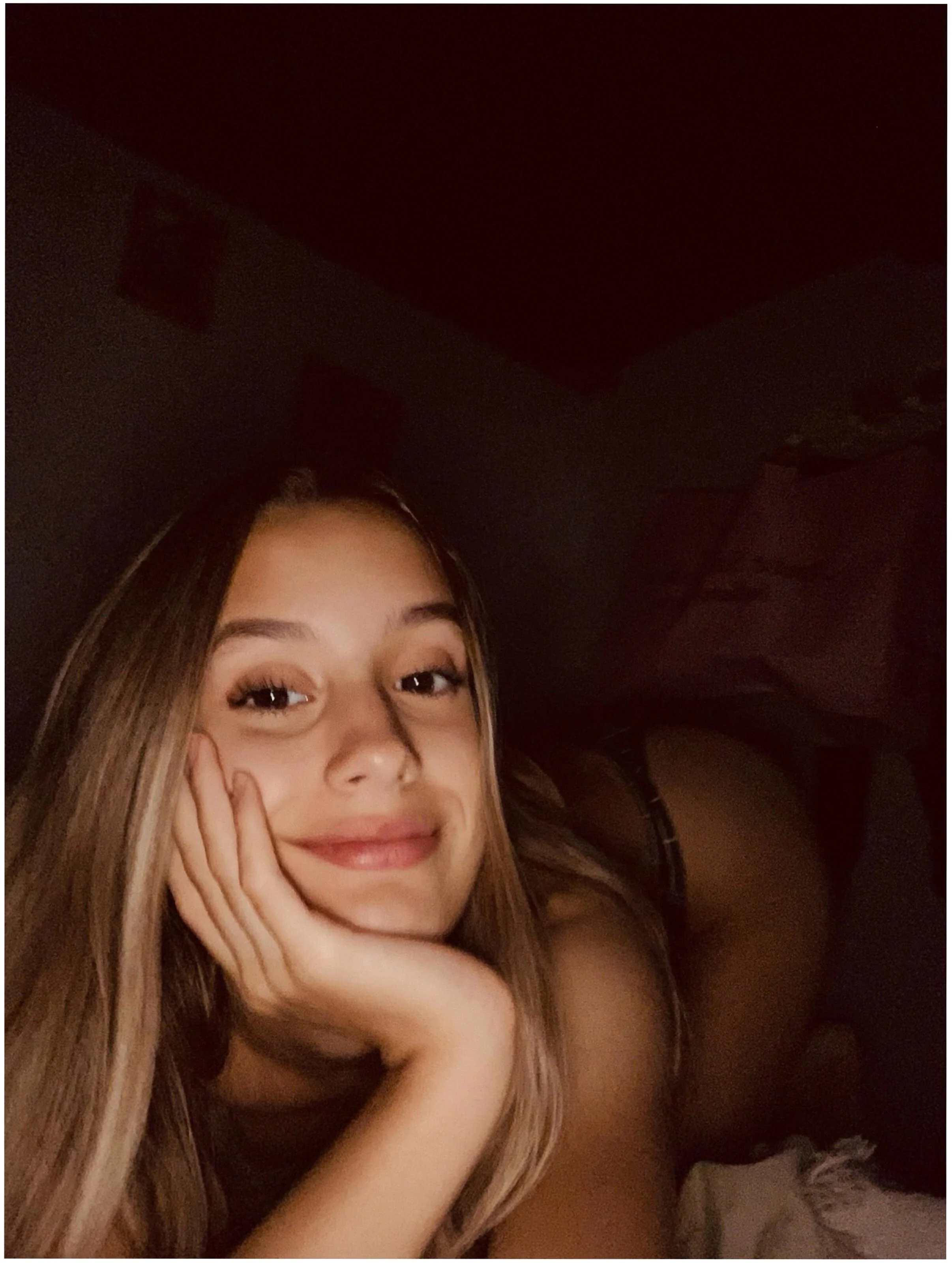 Shy 18F Blushes Hard When You Stare at My Juicy Curves picture 1 of 1