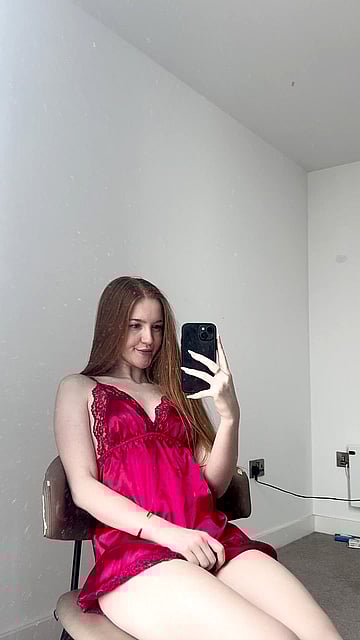 Lily O’Neil's Innocent College Girl Fantasy Turns Wild - Full Video Inside!'