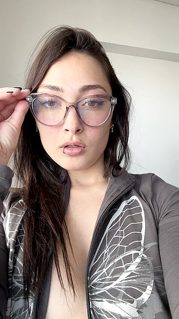 Daisy's Dirty Desires: Fuck Me If You Can Handle These Big Tits & Ass'