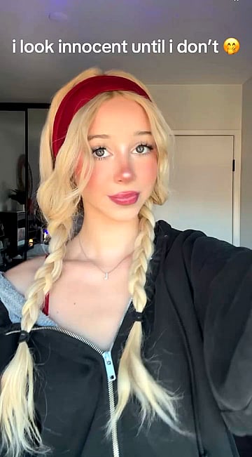 My red bra didn’t last long… wanna see what’s underneath?'