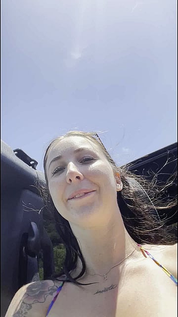 Naughty Student Emma Sin Seduces Professor with Her Big Tits - Unbelievable Favor Granted!'