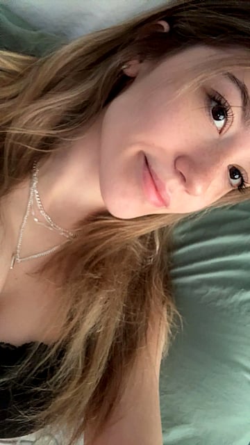 18F Uni Tease: Watch Me Drive You Wild Until You Can't Resist'