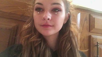 Naughty University Flirt: Dollisbaby Teases in Fishnets & More!'