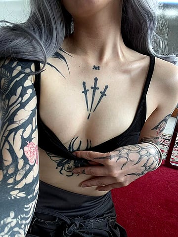 Can I be your college fuckdoll?'