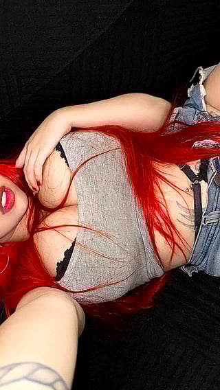 Fuck me raw, I'm all natural and begging for your cock'