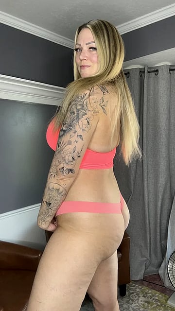 Haley's Dripping Pussy Pic: Fuck Me Hard in This Uni Bedroom, You Won't Say No!'